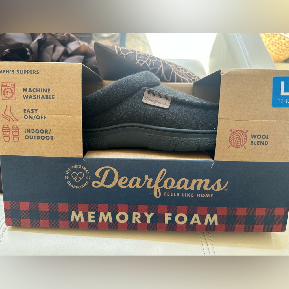 Men’s Dearfoams Charcoal Memory Foam Slippers